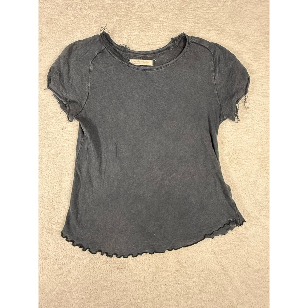 We The Free T-Shirt Womens Large Gray Good Distressed Lettuce Hem Crew Neck Tee